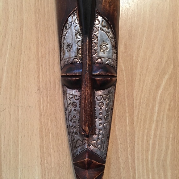 HOST PICK! Ghana Handcrafted Wood & Metal Mask Wall Hanging - Picture 4 of 7